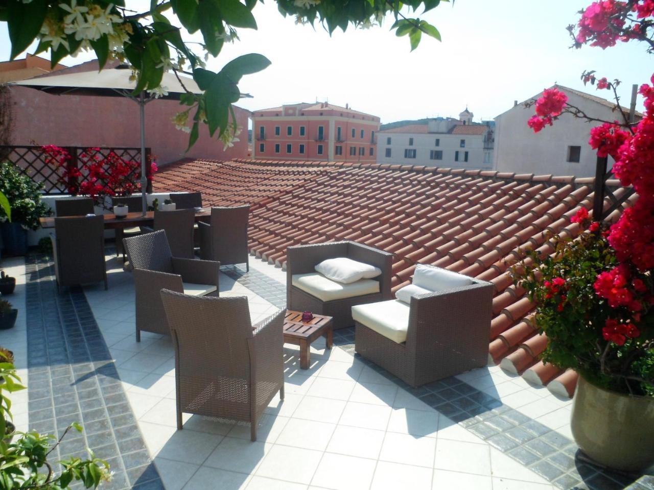 B&B Domus De Janas Санта-Тереза-Галлура Экстерьер фото